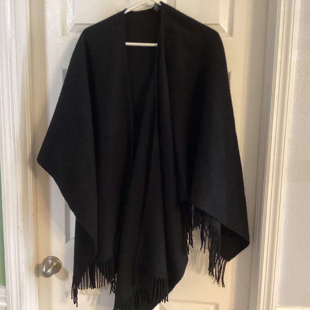 Brooks Brothers 346 Black Wool Cashmere Fringe Wrap Shawl Ruana One Size